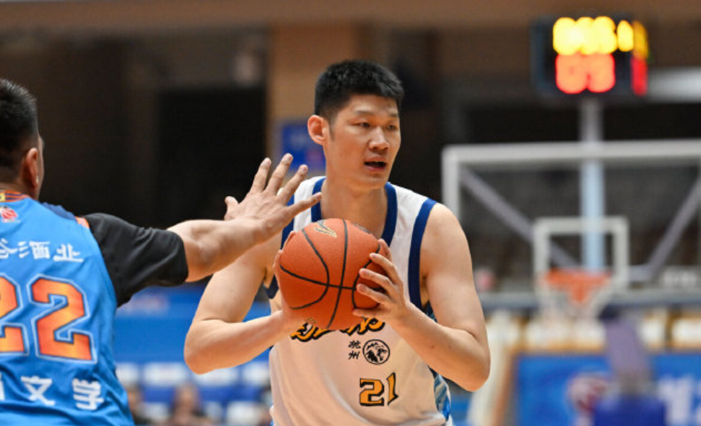 火博体育登录入口-胡金秋：我想在CBA赛场打到父子同台